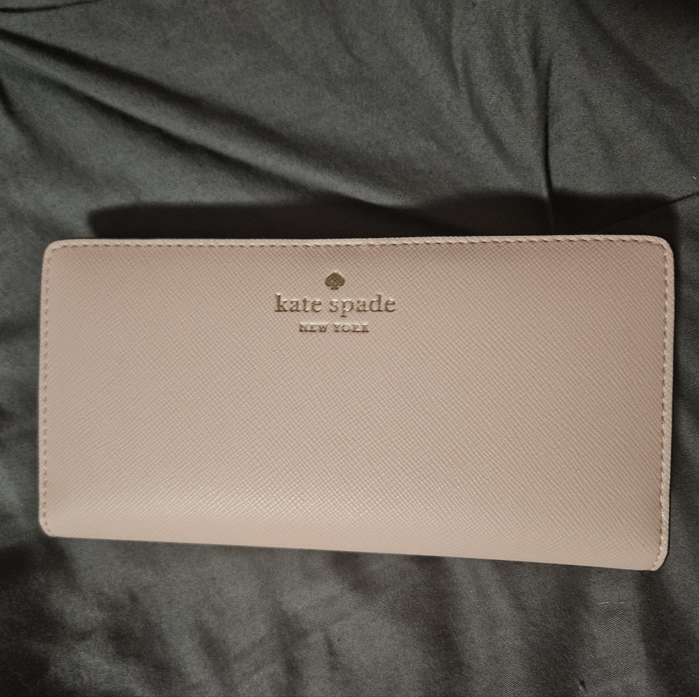 Brand New Kate Spade Dana Large Slim Wallet